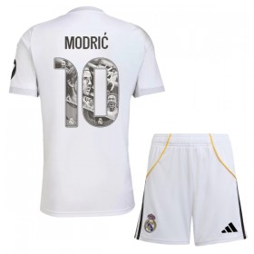 Real Madrid Modrić 10 Barn Spesialutgave Hjemmedrakt 2025-26 Kortermet